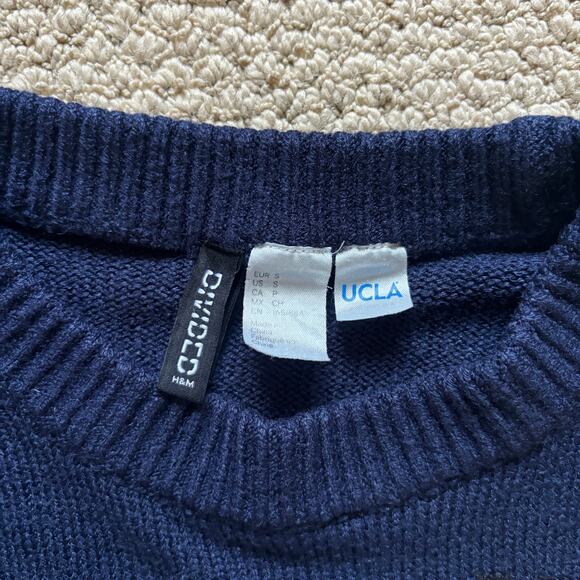 H&M Divided UCLA Jacquard Knit Sweater Size S Oversized Blue White Collegewear - Picture 2 of 5